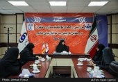 توانمندسازی دختران در مقابل عرفان های کاذب