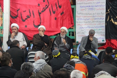 امروز دشمنان اسلام با تبلیغ عرفان های کاذب سعی دارند عقاید معنوی را در جامعه کمرنگ نمایند
